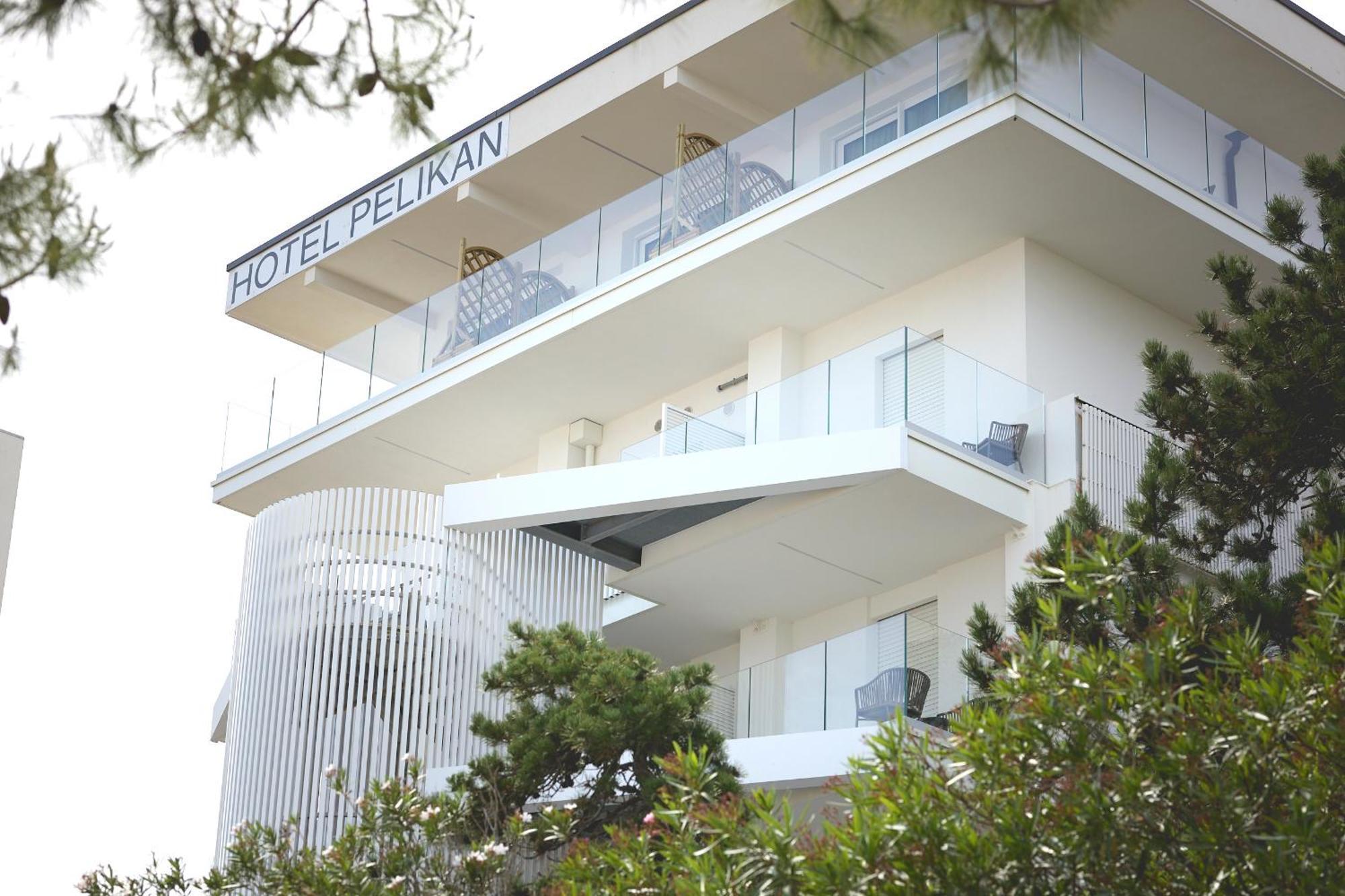 Hotel Pelikan Lignano Sabbiadoro Exterior foto